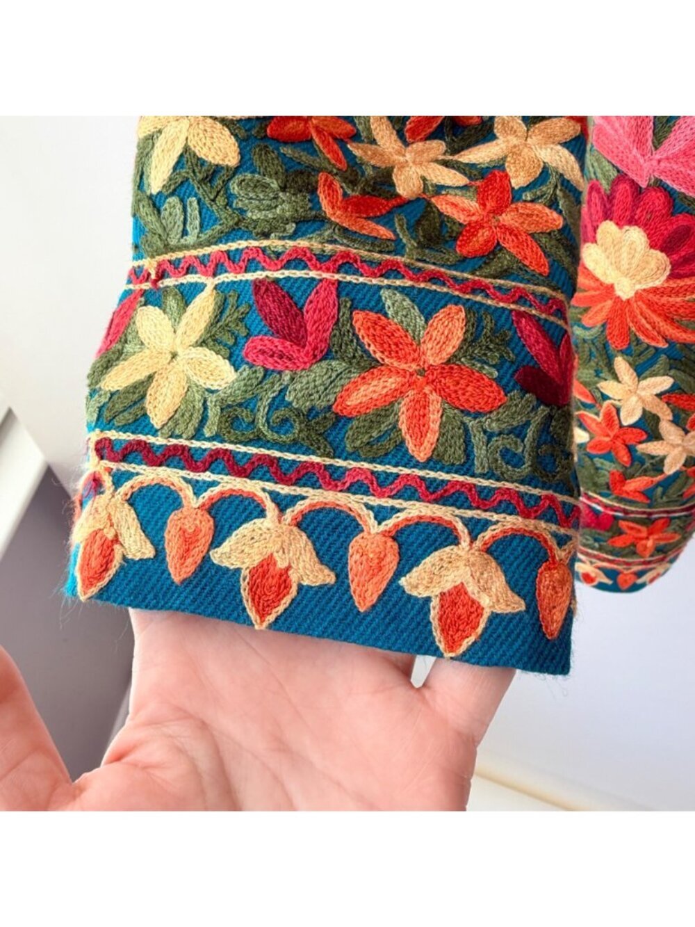 Kashmiri Embroidered Jacket Floral Aari Crewel Coat Boho Artisan Pashmina Style - Picture 5 of 8
